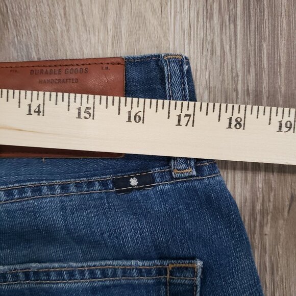 Lucky Brand 363 Straight Men's Size 34x30 Medium Wash Straight Legs Jeans - Picture 7 of 10